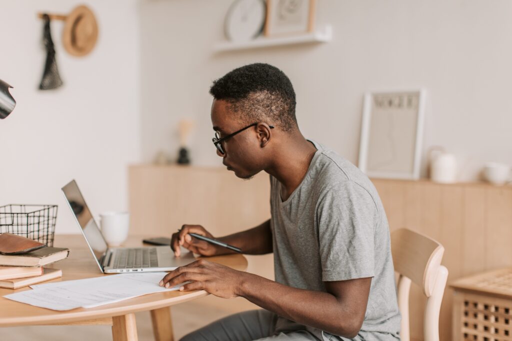 Como Criar um Curso Online do Zero Para Vender na Internet